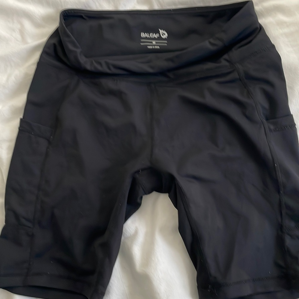 Baleaf black bike 8” shorts with side pocket